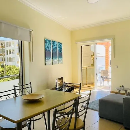 Oura Oasis D - Shared Pool - 4 Guests -