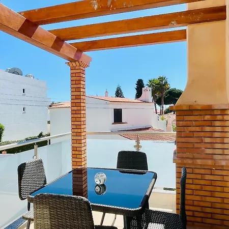 Oura Oasis D - Shared Pool - 4 Guests - אלבופיירה